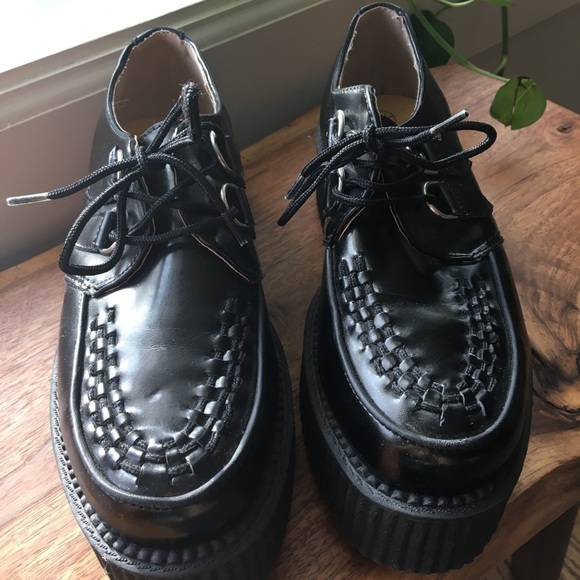 T.U.K Shoes - TUK Women’s creepers Size 9